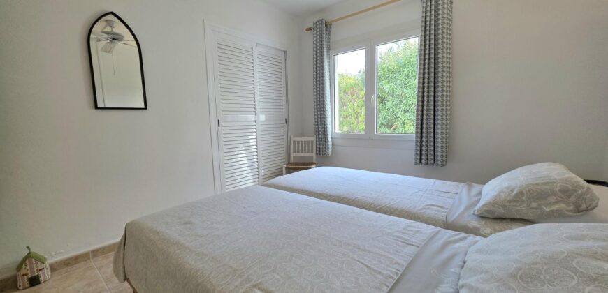 WUNDERSCHÖNE VILLA IM IBIZA STIL 2.MEERESLINIE 649.500€