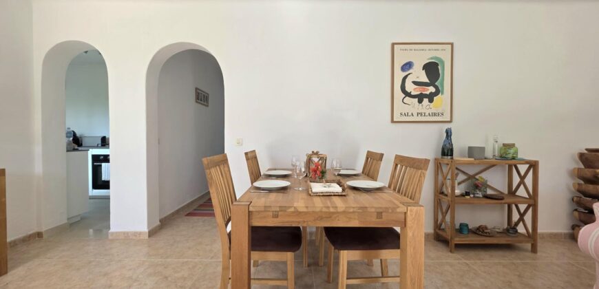 STUNNING IBICENCAN VILLA 2ND LINE TO THE SEA 699.500€