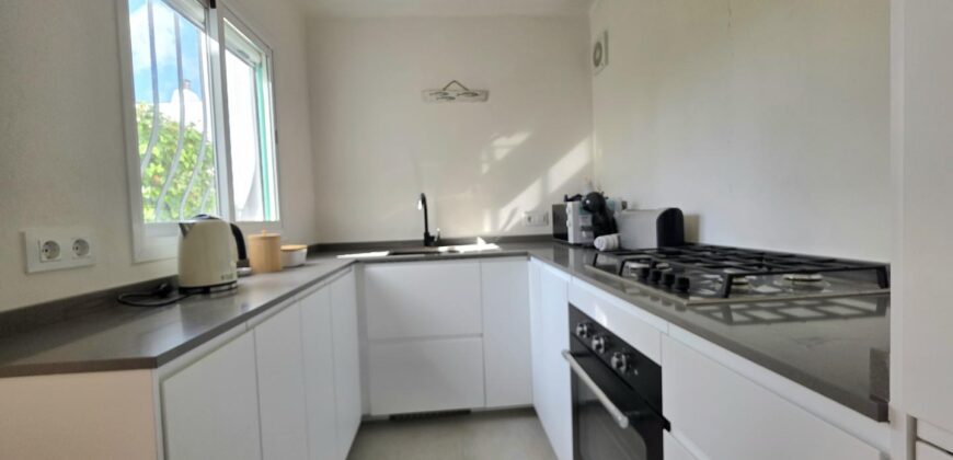 STUNNING IBICENCAN VILLA 2ND LINE TO THE SEA 699.500€