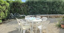 ENCANTADORA VILLA CON ESTILO IBICENCO EN SEGUNDA LÍNEA DE MAR 649.500 €