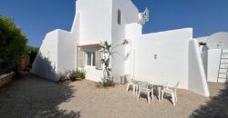 STUNNING IBICENCAN VILLA 2ND LINE TO THE SEA 699.500€