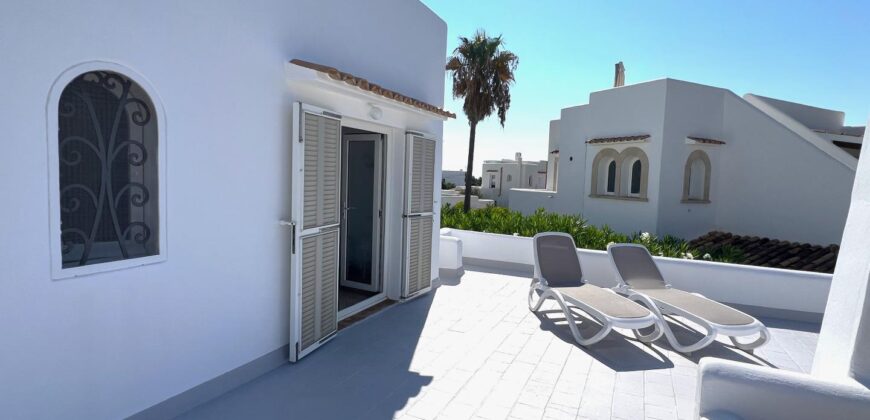 STUNNING IBICENCAN VILLA 2ND LINE TO THE SEA 699.500€