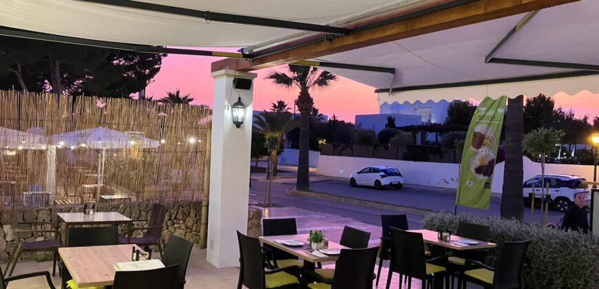 SE TRASPASA!! RESTAURANTE UBICADO AL LADO DE LA MARINA DE CALA D’OR.