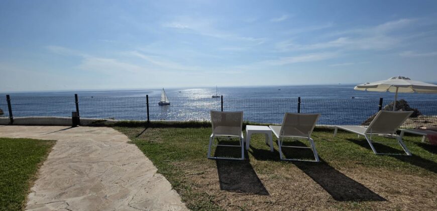 FULLY REFURBISHED SEA VIEW APARTMENT 287.500€