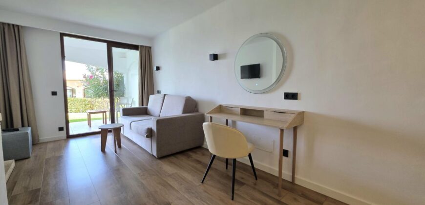 FULLY REFURBISHED SEA VIEW APARTMENT 287.500€