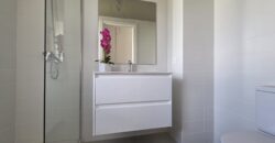 PENTHOUSE APARTMENT WITH DISTANCED SEA VIEWS 399.900€