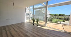 PENTHOUSE APARTMENT WITH DISTANCED SEA VIEWS 399.900€