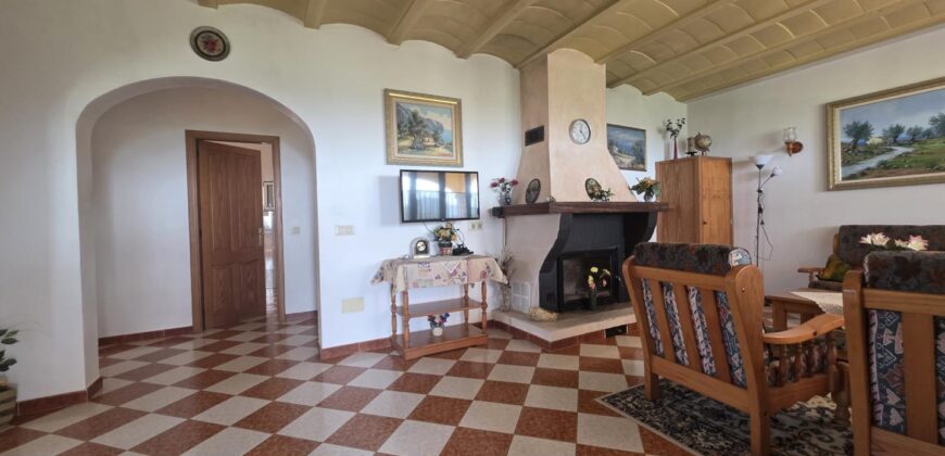 CHARMING COUNTRY HOUSE IN THE HILLS OF SON PROHENS CHARMING COUNTRY HOUSE IN THE HILLS OF SON PROHENS