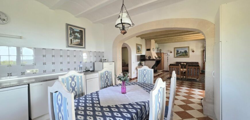 CHARMING COUNTRY HOUSE IN THE HILLS OF SON PROHENS CHARMING COUNTRY HOUSE IN THE HILLS OF SON PROHENS