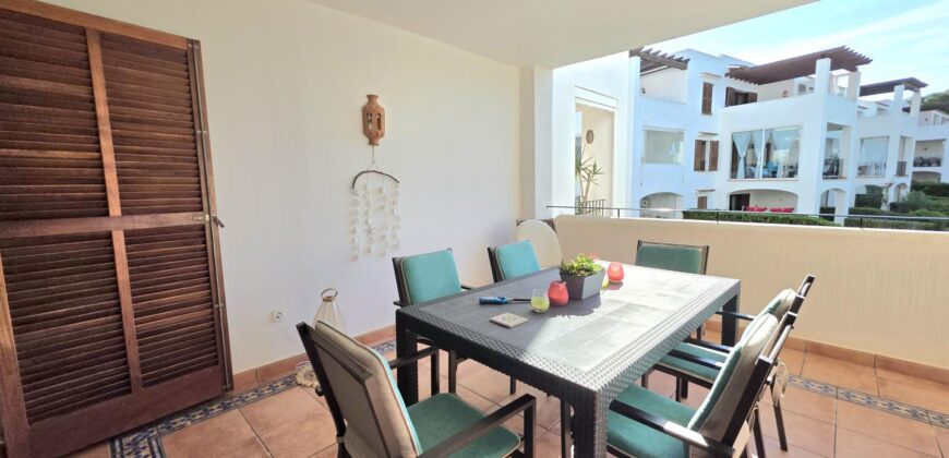 CALA DORADA – STUNNING FIRST FLOOR APARTMENT 419.900€