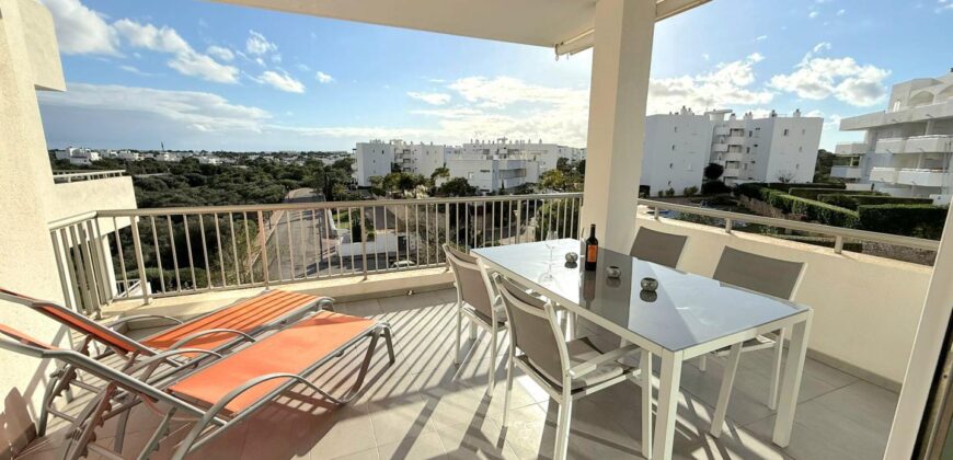 PENTHOUSE APARTMENT CLOSE TO THE MARINA 499.500€
