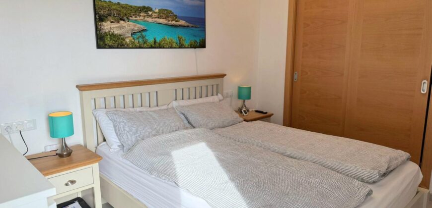 PENTHAUS APARTMENT IN DER NÄHE DES YACHTHAFENS 499.500€