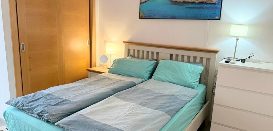 PENTHOUSE APARTMENT CLOSE TO THE MARINA 499.500€