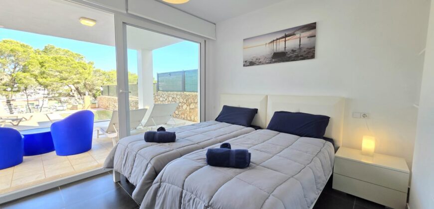 TERRACED VILLA WITH TOURIST RENTAL LICENSE AND MARINA VIEWS