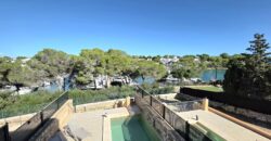 TERRACED VILLA WITH TOURIST RENTAL LICENSE AND MARINA VIEWS