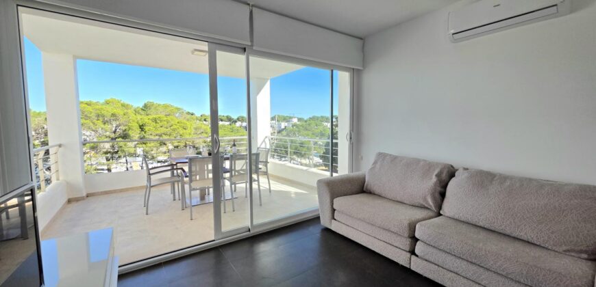 TERRACED VILLA WITH TOURIST RENTAL LICENSE AND MARINA VIEWS