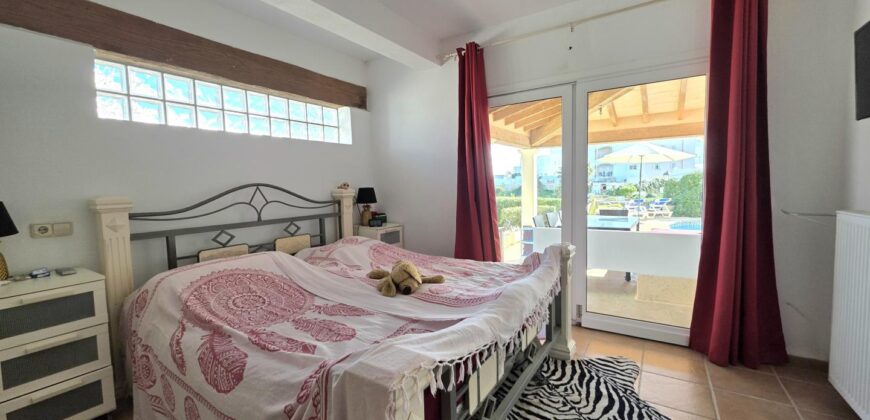 DETACHED VILLA WITH STUNNING SEA VIEWS, ES FORTI