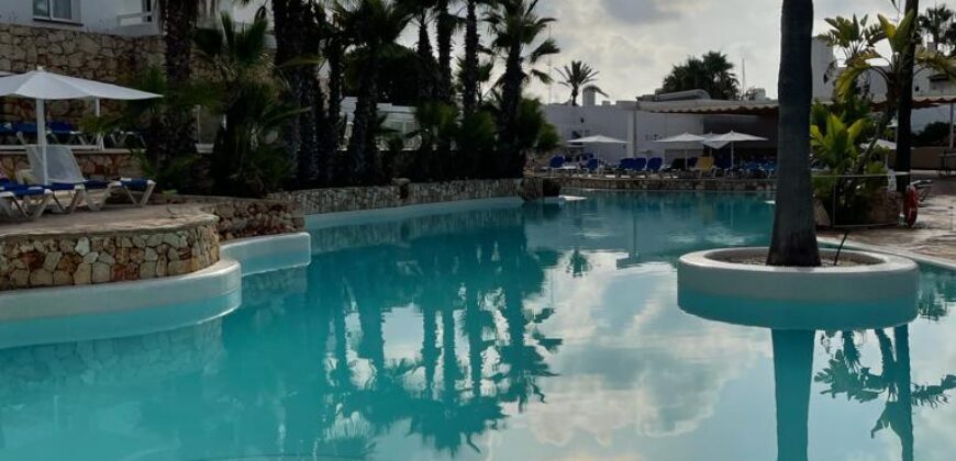 APARTMENT BEIM YACHTHAFEN VON CALA D’OR 250.000€