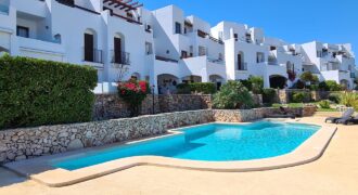 LUXURY APARTMENT IN PRIME LOCATION OVERLOOKING THE MARINA 649.500€