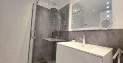 LUXURY APARTMENT IN PRIME LOCATION OVERLOOKING THE MARINA 649.500€