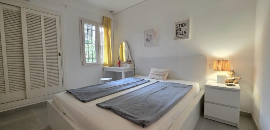 LUXURY APARTMENT IN PRIME LOCATION OVERLOOKING THE MARINA 649.500€