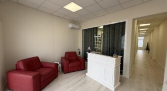 MODERN RENOVATED COMMERCIAL UNIT CALA EGOS 299.500€