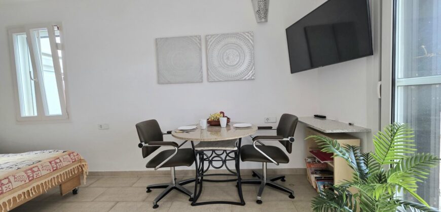 LIGHT AND BRIGHT SPACIOUS PENTHOUSE STUDIO, CALA D´OR