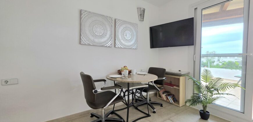 LIGHT AND BRIGHT SPACIOUS PENTHOUSE STUDIO, CALA D´OR