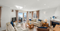 VILLA EN PRIMERA LÍNEA CON VISTAS PANORÁMICAS AL MAR EN ES FORTI