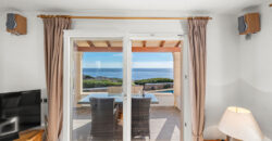 VILLA EN PRIMERA LÍNEA CON VISTAS PANORÁMICAS AL MAR EN ES FORTI