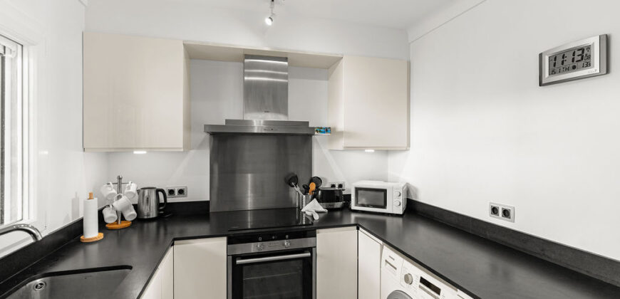 VILLA EN PRIMERA LÍNEA CON VISTAS PANORÁMICAS AL MAR EN ES FORTI