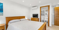 VILLA EN PRIMERA LÍNEA CON VISTAS PANORÁMICAS AL MAR EN ES FORTI