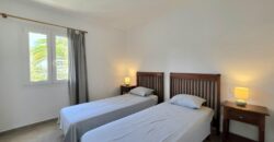 LUXURY PENTHOUSE IN PRIME LOCATION OVERLOOKING THE MARINA 517.500€