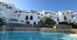 LUXURY PENTHOUSE IN PRIME LOCATION OVERLOOKING THE MARINA 517.500€