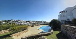 LUXURY PENTHOUSE IN PRIME LOCATION OVERLOOKING THE MARINA 517.500€