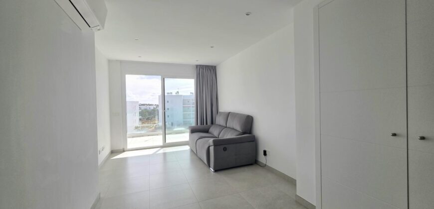 TOP FLOOR APARTMENT – COMPASS BY TAYLOR WIMPEY 398.500€