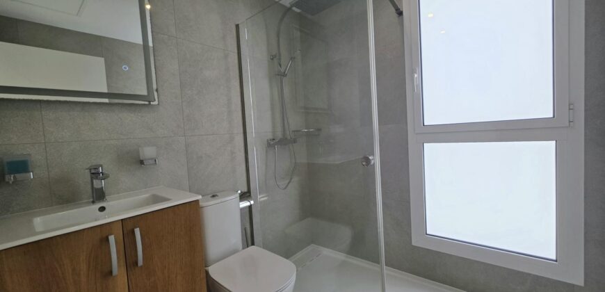 TOP FLOOR APARTMENT – COMPASS BY TAYLOR WIMPEY 398.500€