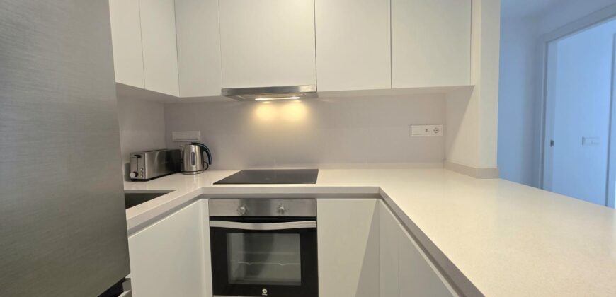 TOP FLOOR APARTMENT – COMPASS BY TAYLOR WIMPEY 398.500€