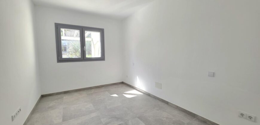 EXCLUSIVE NEWLY BUILT VILLA JUST STEPS FROM THE PORT, PORTOPETRO €1,495,000