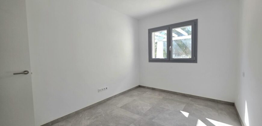 EXCLUSIVE NEWLY BUILT VILLA JUST STEPS FROM THE PORT, PORTOPETRO €1,495,000