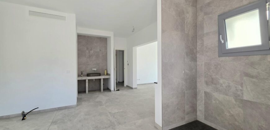 EXCLUSIVE NEWLY BUILT VILLA JUST STEPS FROM THE PORT, PORTOPETRO €1,495,000