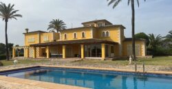 STUNNING COUNTRY HOUSE WITH GUEST APARTMENT IN A PEACEFUL LOCATION CLOSE TO MANACOR