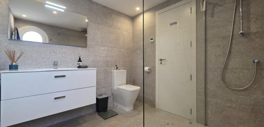 EXCEPTIONAL LUXURY PENTHOUSE WITH BREATHTAKING SEA VIEWS IN ES FORTÍ 1.295.000€