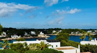 EXCEPTIONAL LUXURY PENTHOUSE WITH BREATHTAKING SEA VIEWS IN ES FORTÍ 1.295.000€