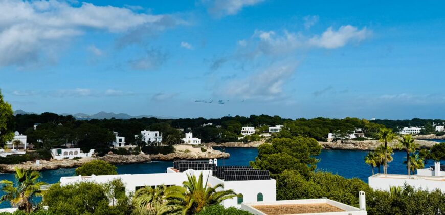 EXCEPTIONAL LUXURY PENTHOUSE WITH BREATHTAKING SEA VIEWS IN ES FORTÍ 1.295.000€