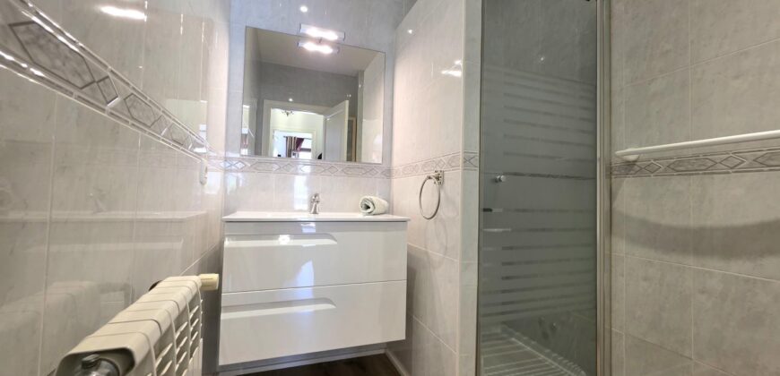 MODERNE ERDGESCHOSSWOHNUNG ZU VERKAUFEN, CALONGE 349.500€