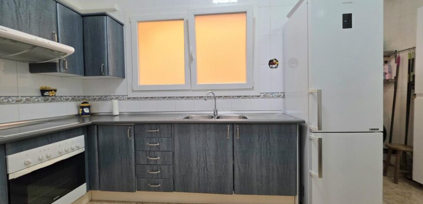 MODERNE ERDGESCHOSSWOHNUNG ZU VERKAUFEN, CALONGE 349.500€