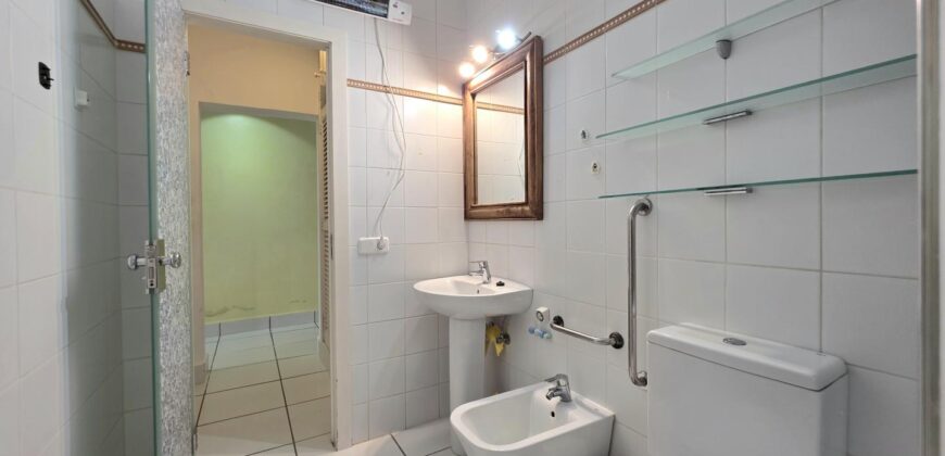 GROUND-FLOOR IN SECOND LINE TO THE SEA, CALA D´OR