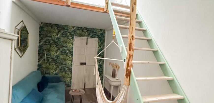 CHARMANT RENOVIERTE WOHNUNG MIT TERRASSE IN TOP LAGE VON SANTA CATALINA 318.800€