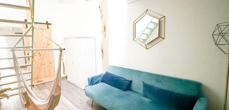 STYLISH REFURBISHED APARTMENT IN THE HEART OF SANTA CATALINA 318.800€